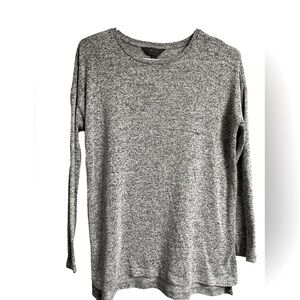 Mix by 41 Hawthorn Heather Gray Lightweight Top Small
